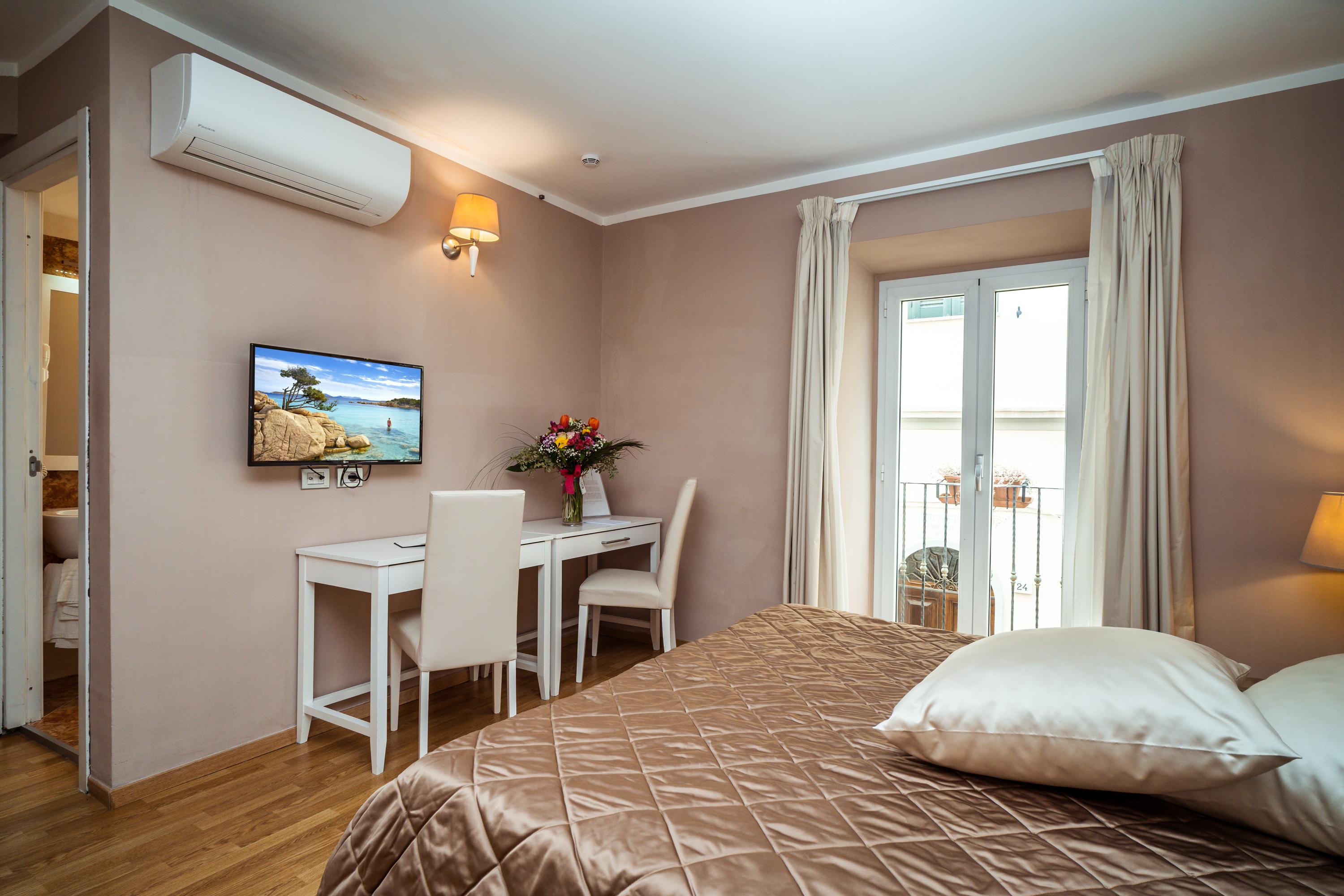 Hotel Centrale Olbia Ngoại thất bức ảnh