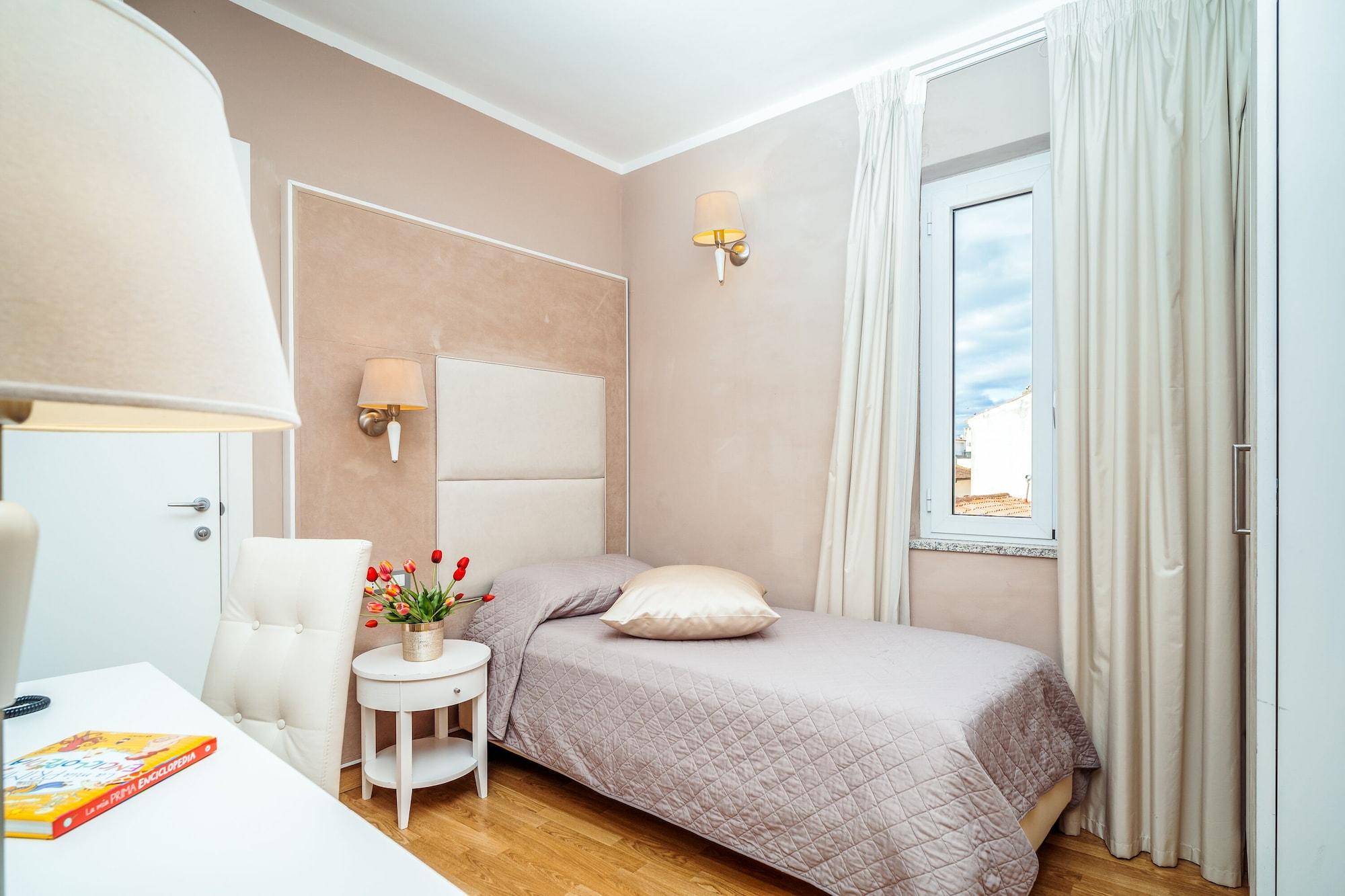 Hotel Centrale Olbia Ngoại thất bức ảnh