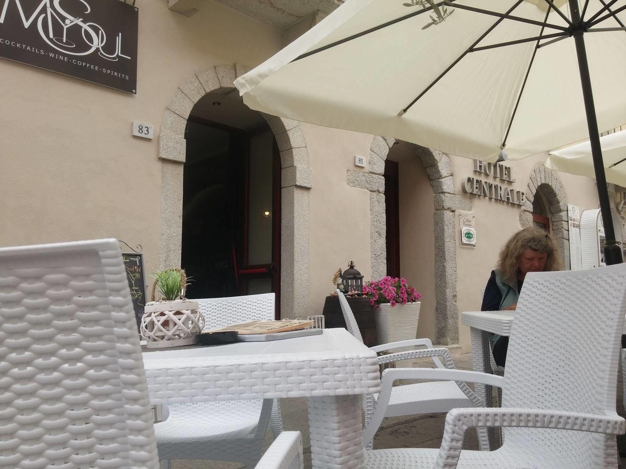 Hotel Centrale Olbia Ngoại thất bức ảnh